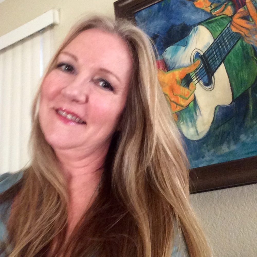 Meet your Posher, Julie